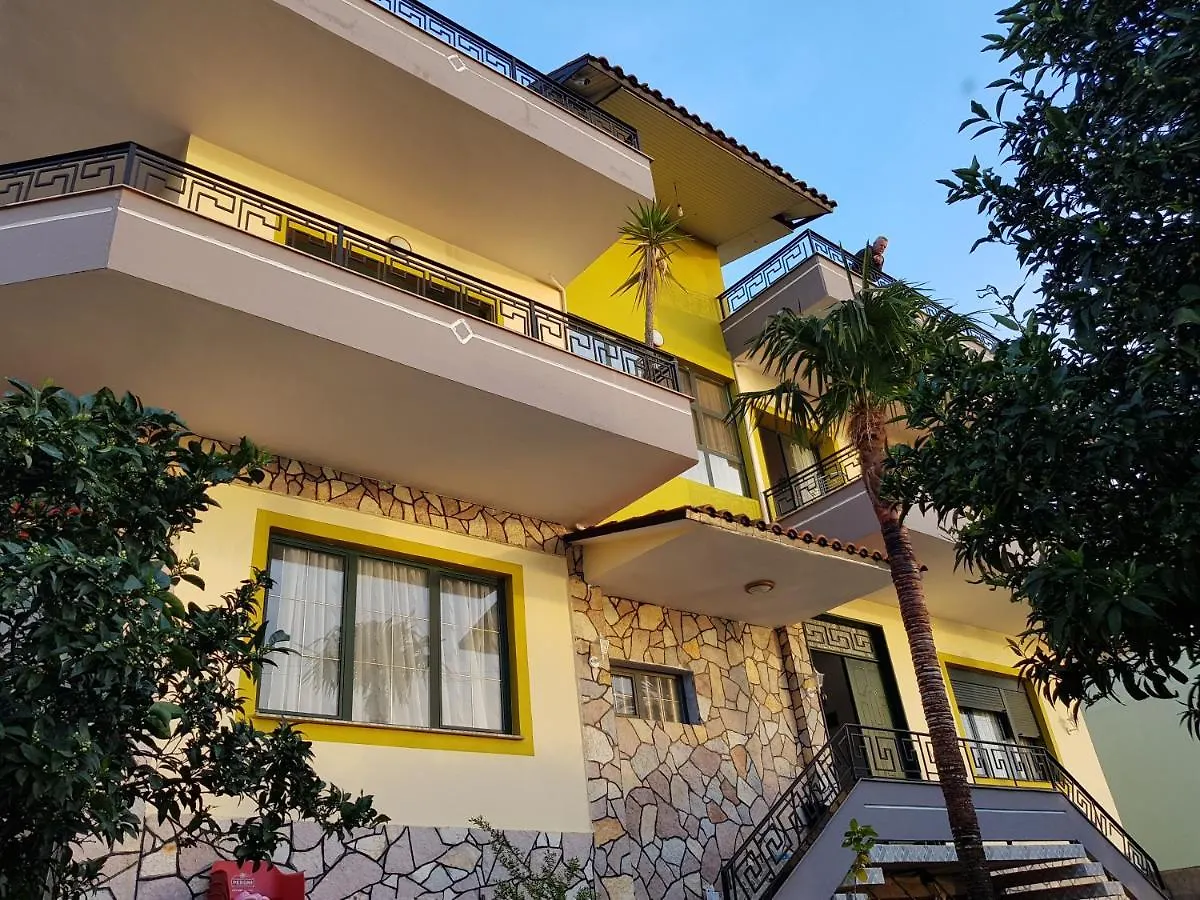 Villa Meminaj Vlore Sea view&Garden Vlorë